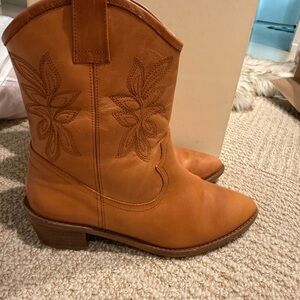 Sézane Western Boots